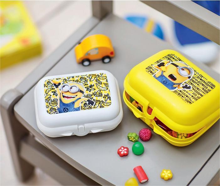 Set Boite Papillons moyenne et petite Minions Bananas (2)